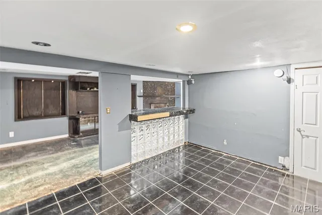 $135,000 | 32 Hilltop Place, East St. Louis, IL 62203