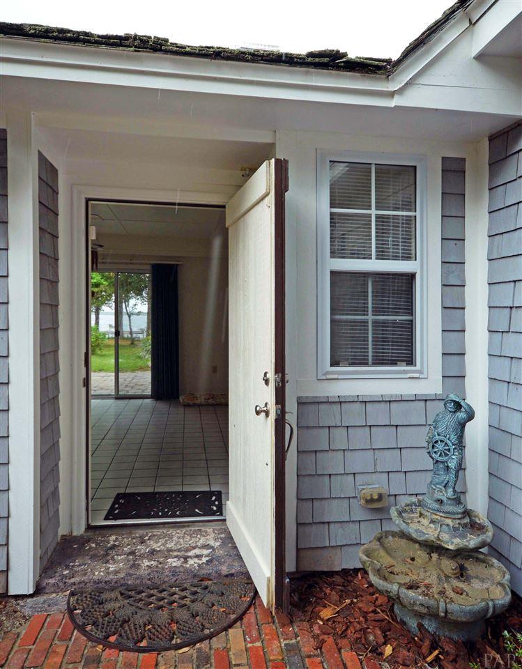 7687 Petersen Point Road Milton, FL 32583 - Photo 17 of 44 Gallery Image 17