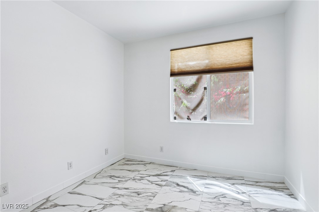 7331 Carrot Ridge Street Las Vegas, NV 89139 - Photo 9 of 28