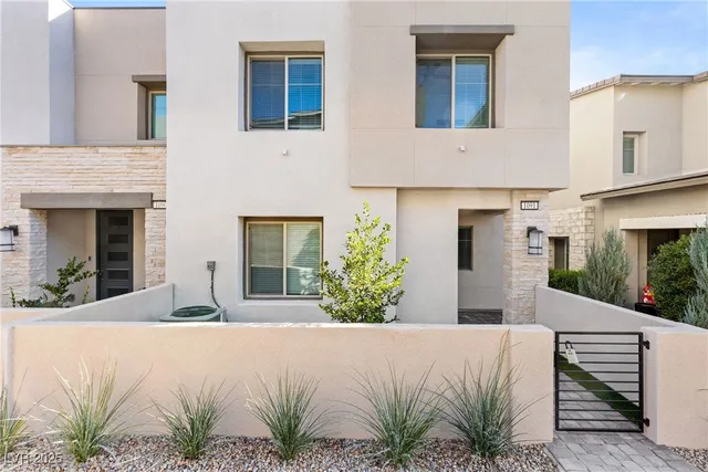 $2,600 | 600 Carriage Hill Drive, Unit 1091, Las Vegas, NV 89138