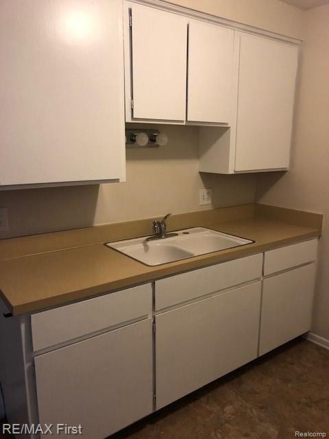 3330-7 Greenfield Road, Unit 7 Royal Oak, MI 48073 - Photo 5 of 16