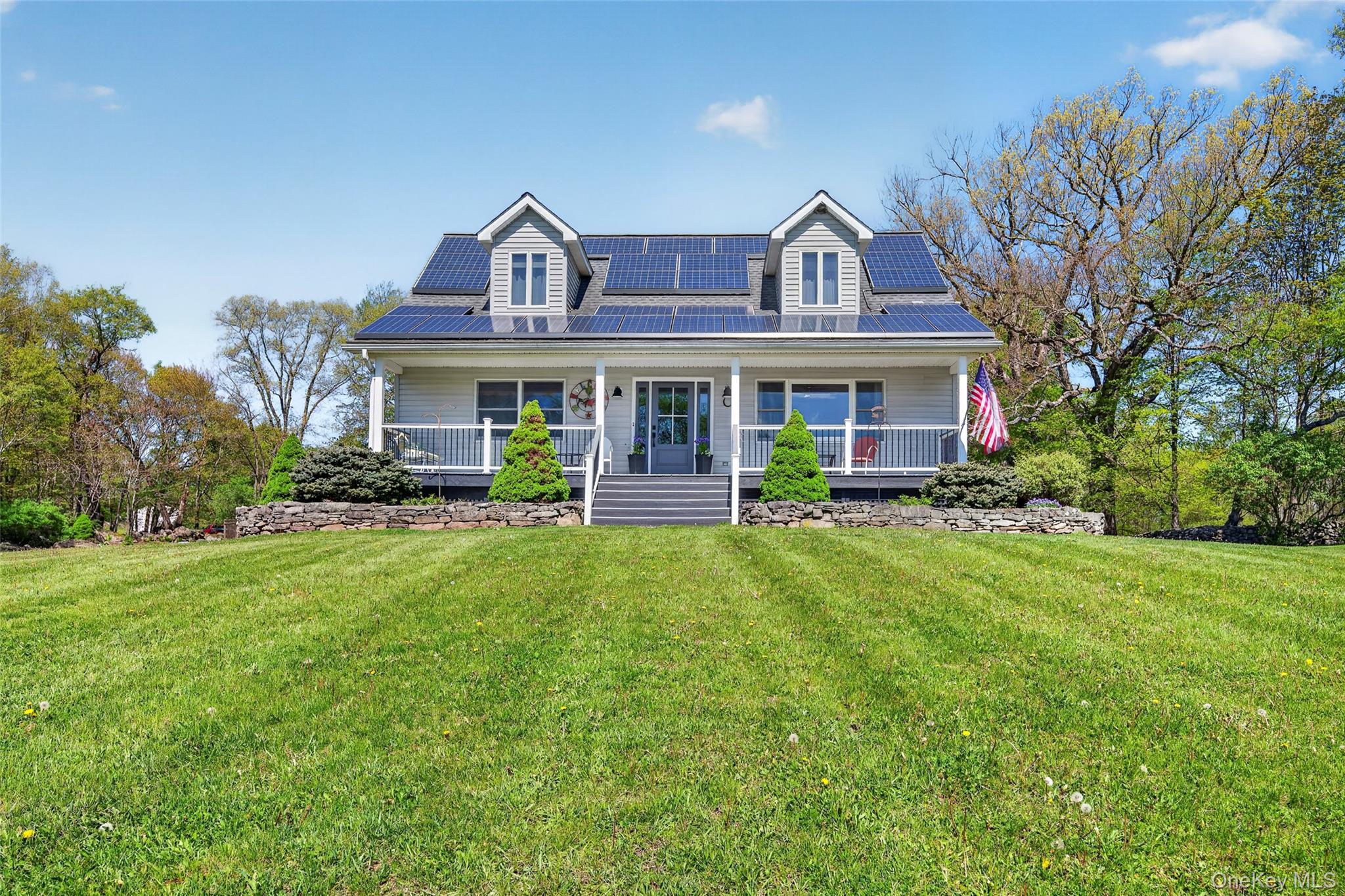 114 Last Road Middletown, NY 10941 - Photo 2 of 50 Classic and refined Cape Cod with a welcoming, wide front porch