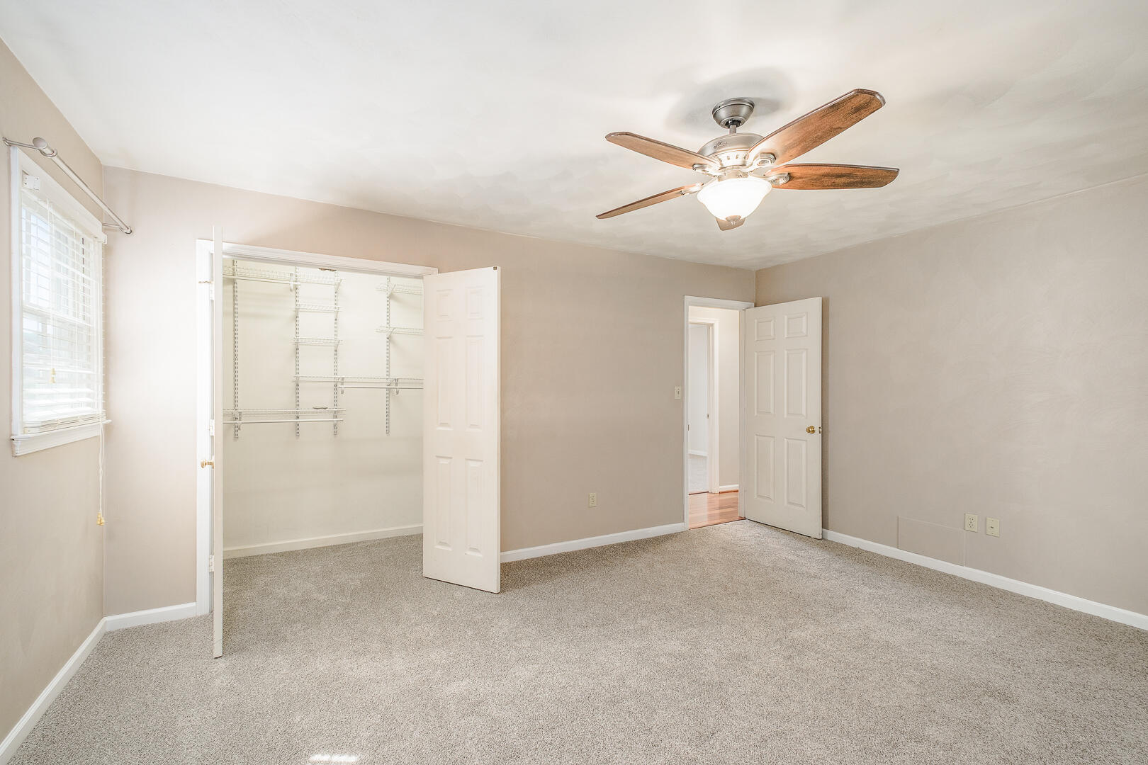 5443 Setter Road Roanoke, VA 24012 - Photo 22 of 42 a view of an empty room with a window