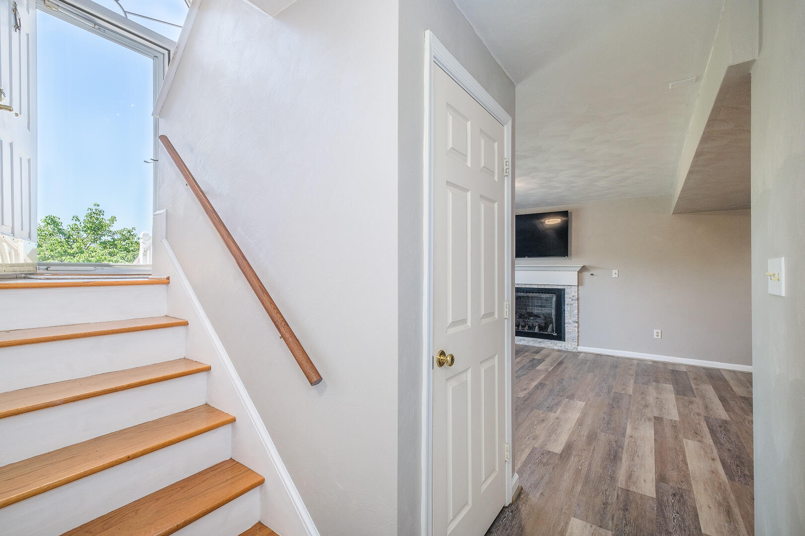 5443 Setter Road Roanoke, VA 24012 - Photo 24 of 42 a view of entryway and hall with wooden floor