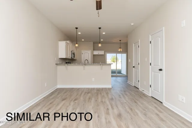 $249,900 | 726 Cross Brg Way, Unit LOT #8, Sneads Ferry, NC 28460