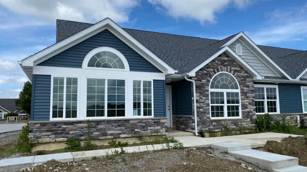 $364,499 | 5602 Fountain Circle, Crown Point, IN 46307