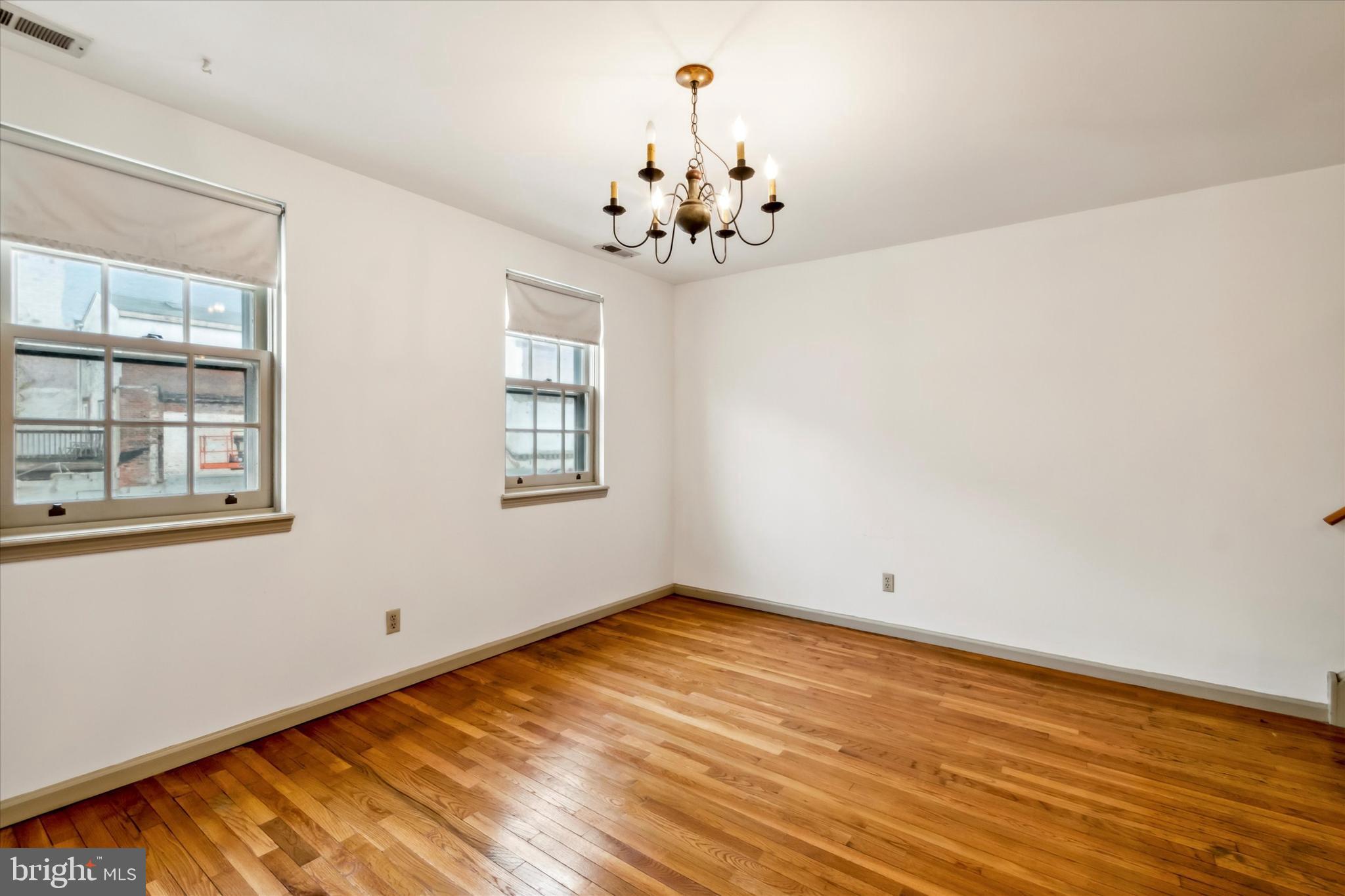 110 South Street Philadelphia, PA 19147 - Photo 19 of 35