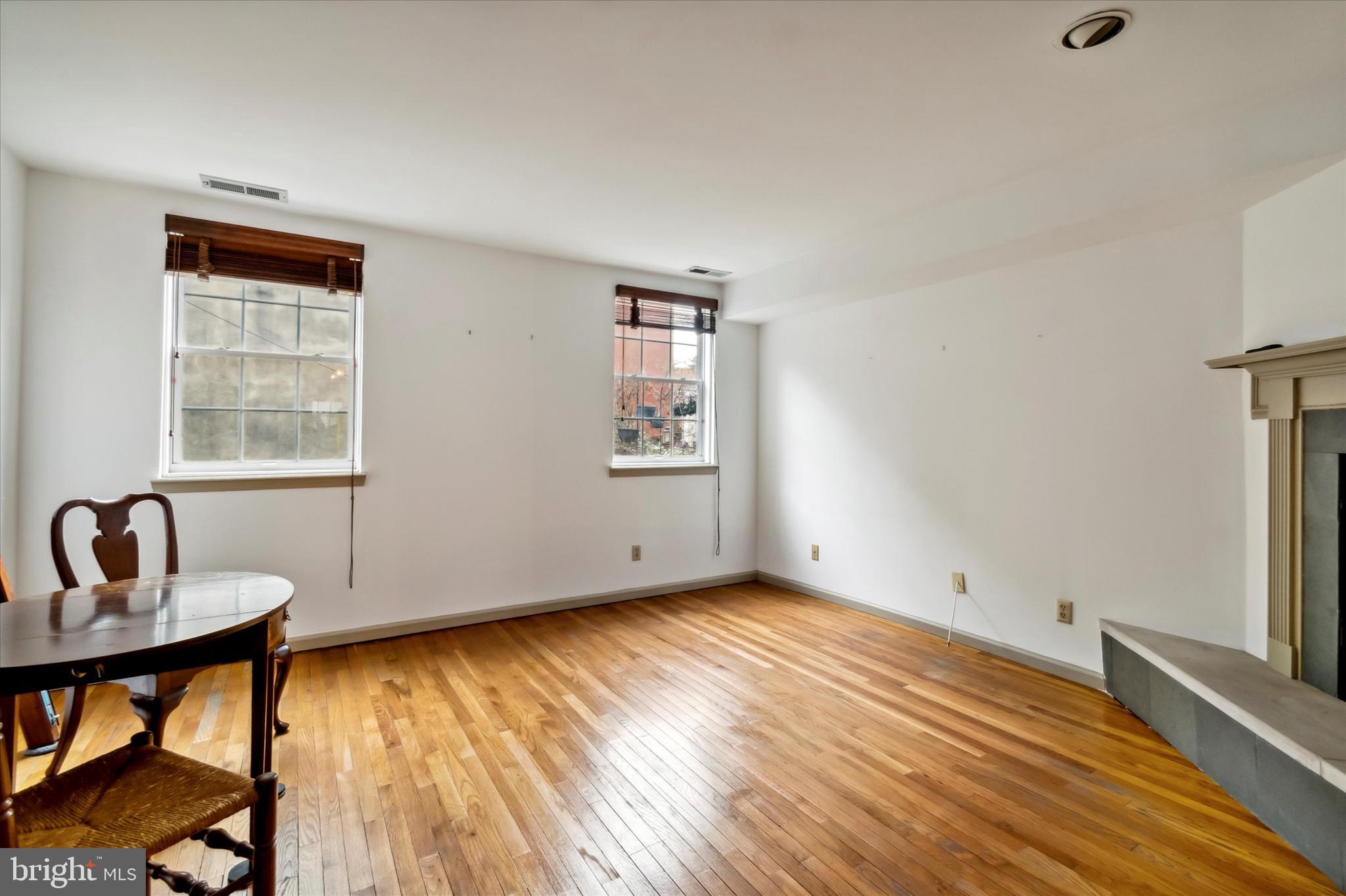 110 South Street Philadelphia, PA 19147 - Photo 23 of 35