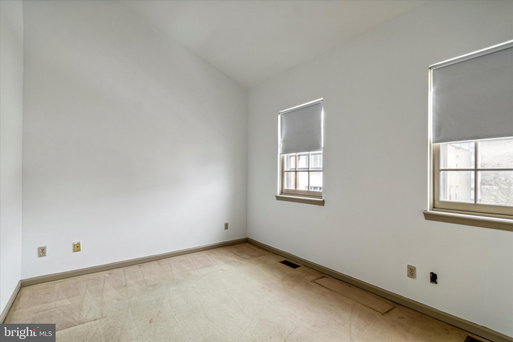 110 South Street Philadelphia, PA 19147 - Photo 27 of 35