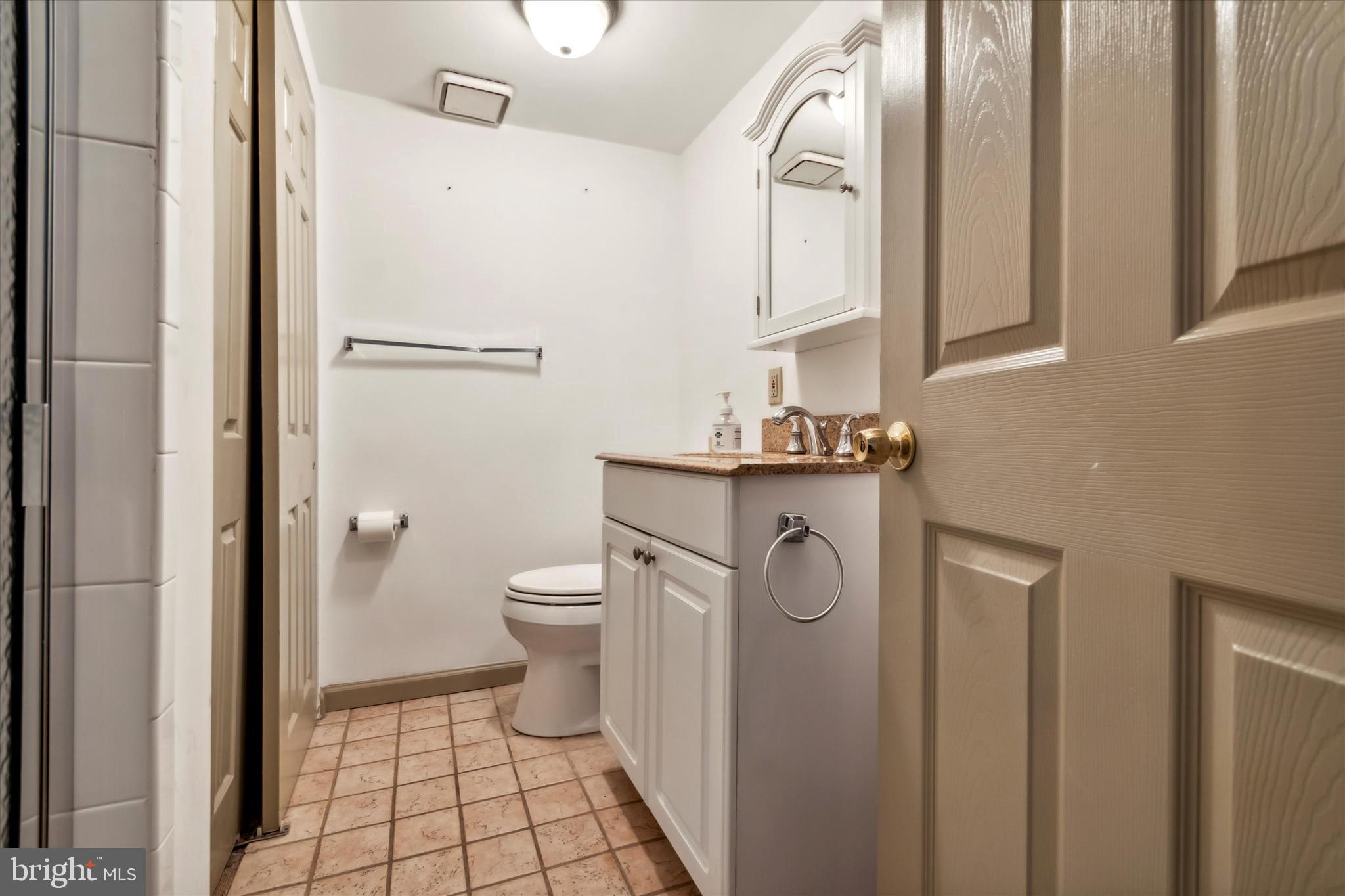 110 South Street Philadelphia, PA 19147 - Photo 34 of 35