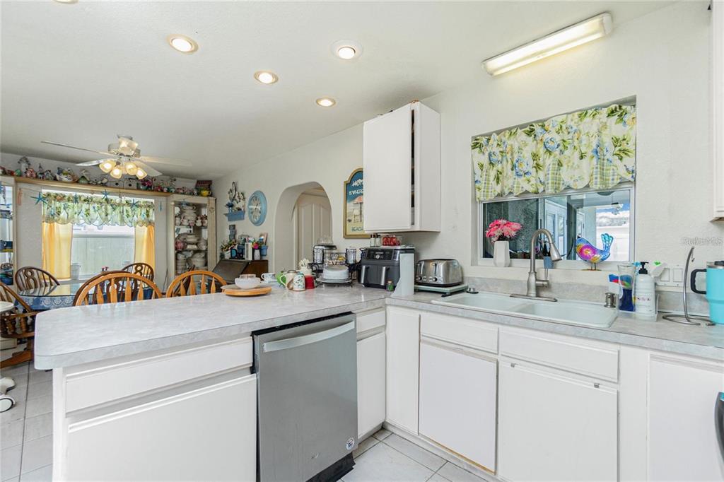 6103 Fabian Road North Port, FL 34287 - Photo 5 of 28 Gallery Image 5