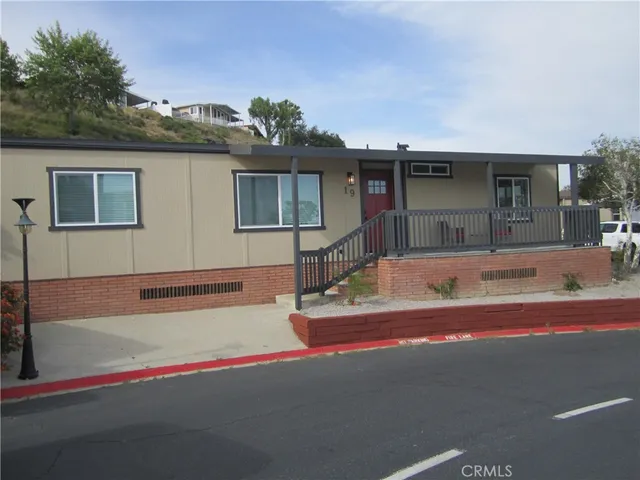 $259,000 | 24303 Woolsey Canyon Road, Unit 19, Canoga Park, CA 91304