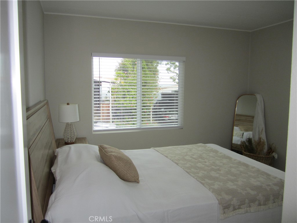 24303 Woolsey Canyon Road, Unit 19 Canoga Park, CA 91304 - Photo 14 of 33