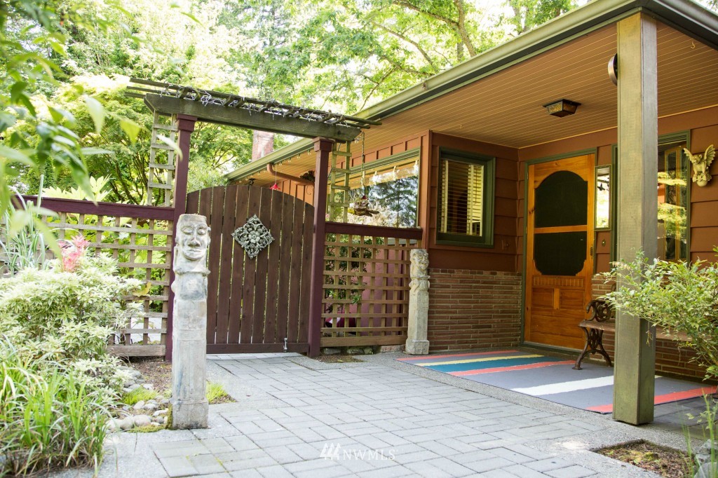 19109 Ross Road Bothell, WA 98011 - Photo 1 of 23 Gallery Image 1