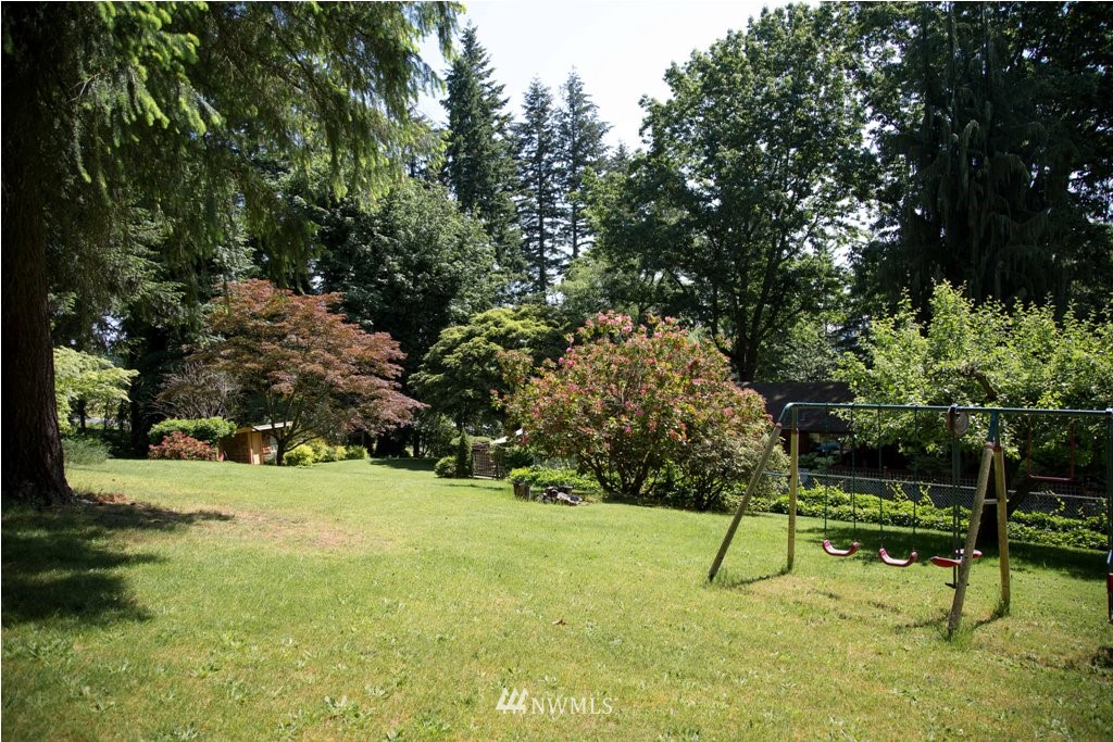 19109 Ross Road Bothell, WA 98011 - Photo 17 of 23 Gallery Image 17