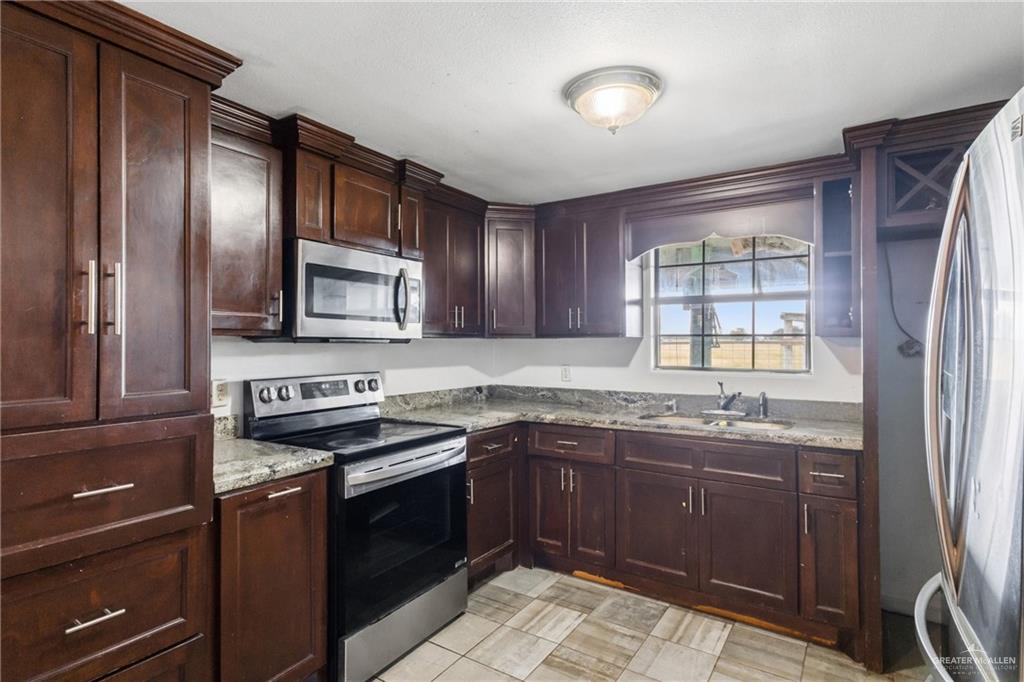 23960 North Texan Road Edinburg, TX 78541 - Photo 11 of 23