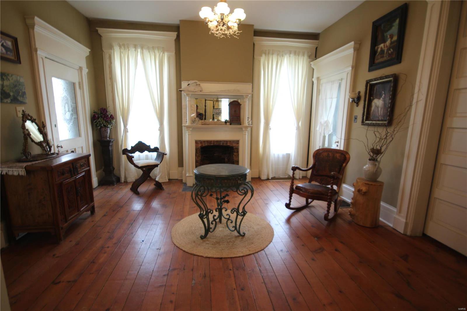 111 Main Cross Clarksville, MO 63336 - Photo 14 of 44