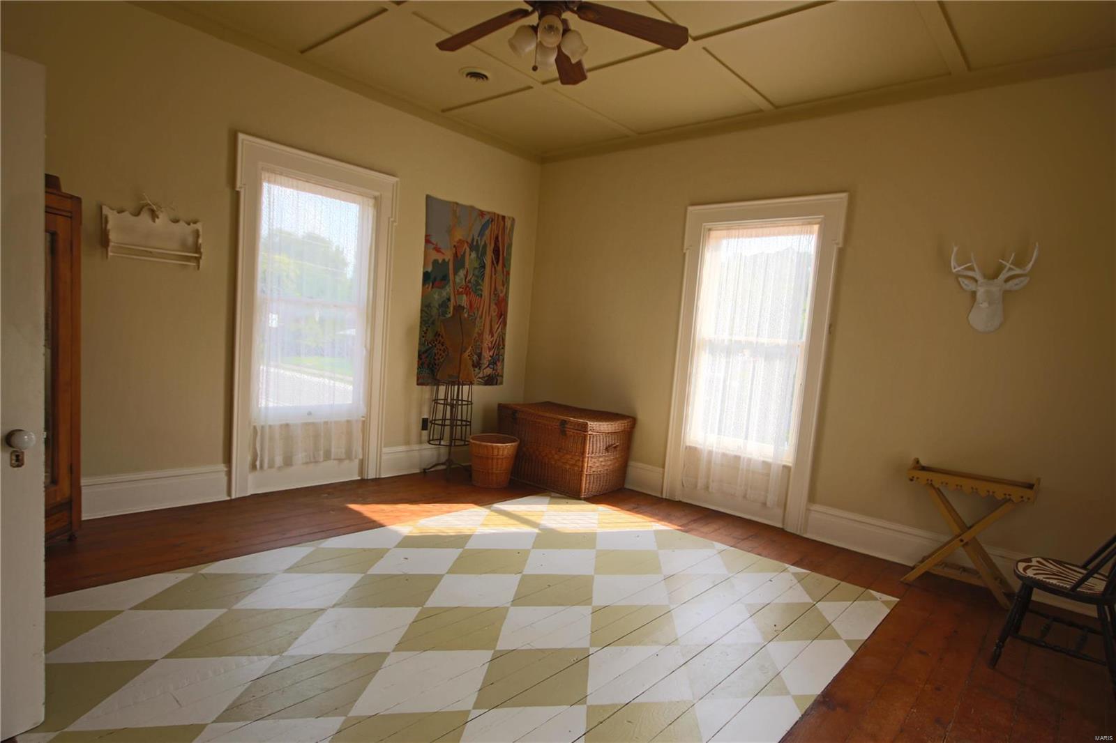 111 Main Cross Clarksville, MO 63336 - Photo 31 of 44