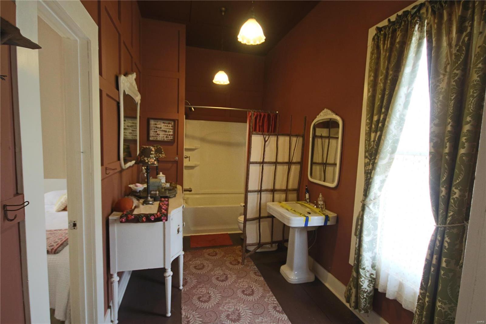 111 Main Cross Clarksville, MO 63336 - Photo 36 of 44