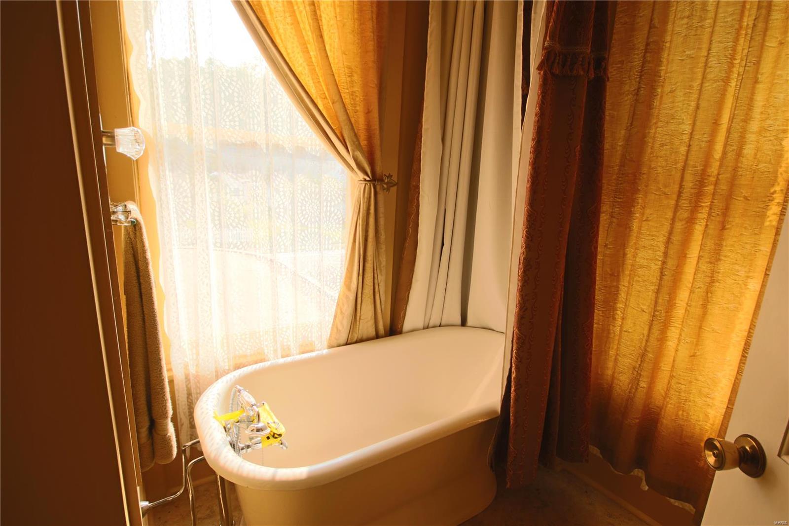 111 Main Cross Clarksville, MO 63336 - Photo 39 of 44