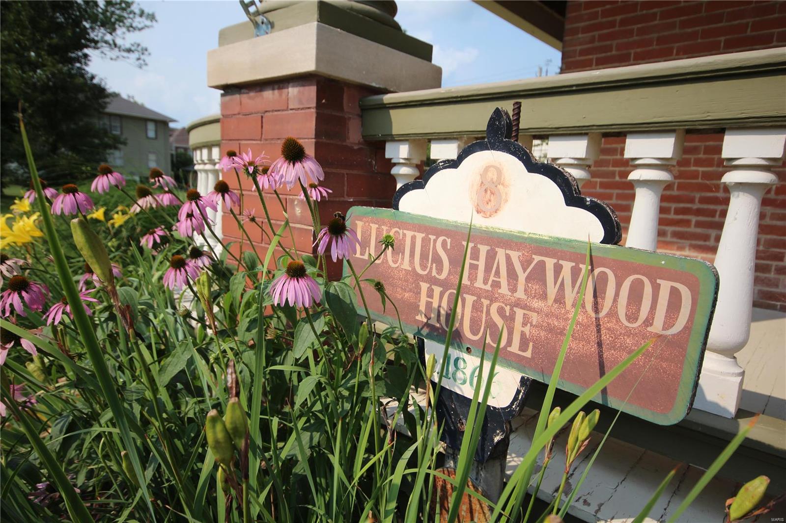 111 Main Cross Clarksville, MO 63336 - Photo 4 of 44