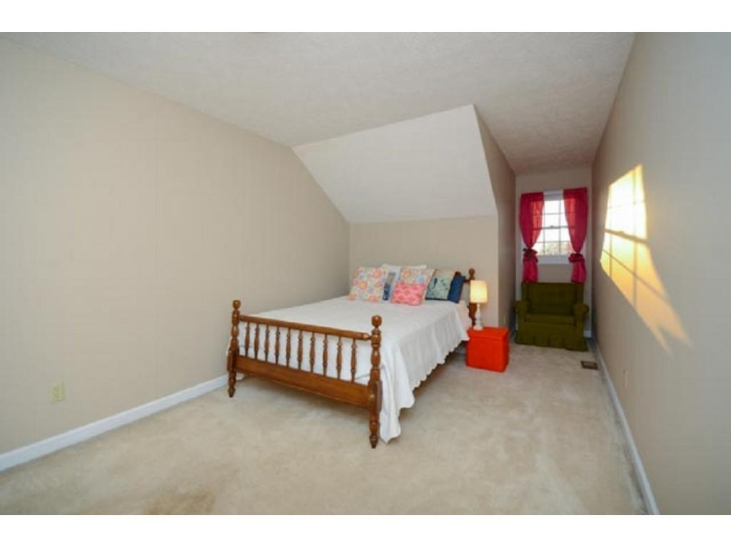 2128 Pendragon Road Kingsport, TN 37660 - Photo 26 of 36 Photo 26