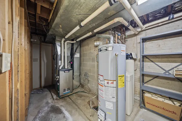 $235,000 | 208 West 28th Avenue, Coal Valley, IL 61240