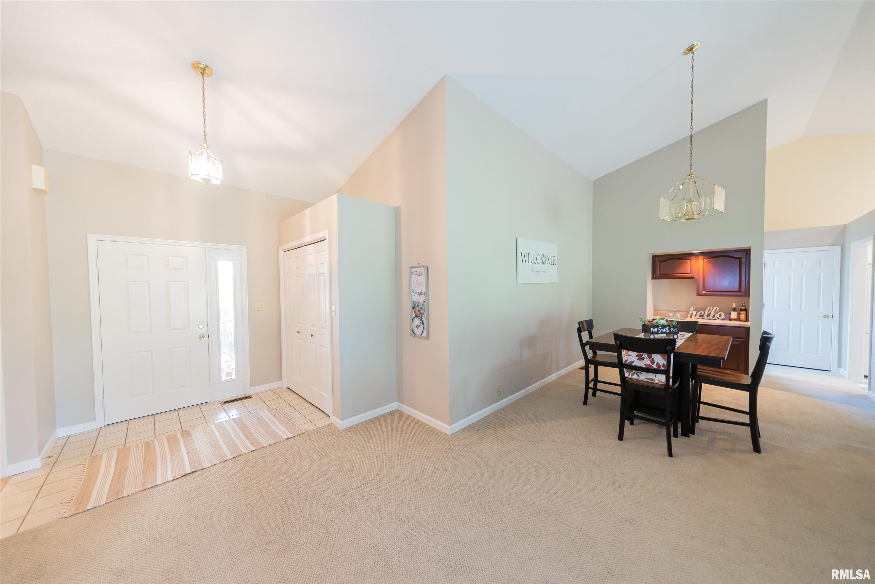 21 Country Club Road Mount Vernon, IL 62864 - Photo 4 of 30 Gallery Image 4