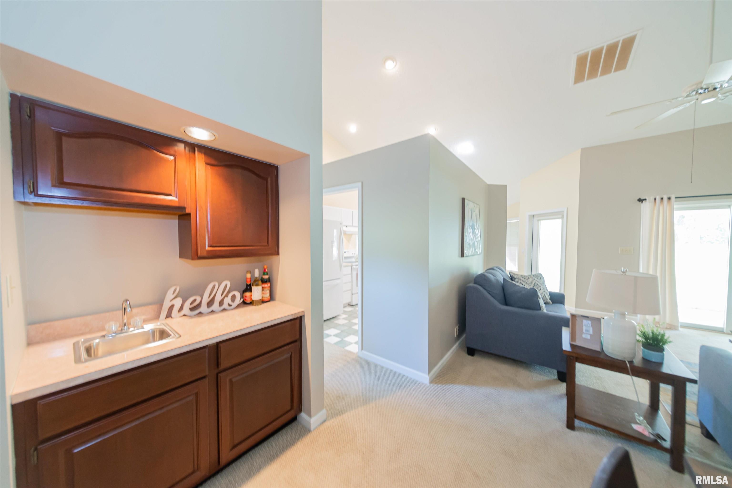 21 Country Club Road Mount Vernon, IL 62864 - Photo 6 of 30 Gallery Image 6