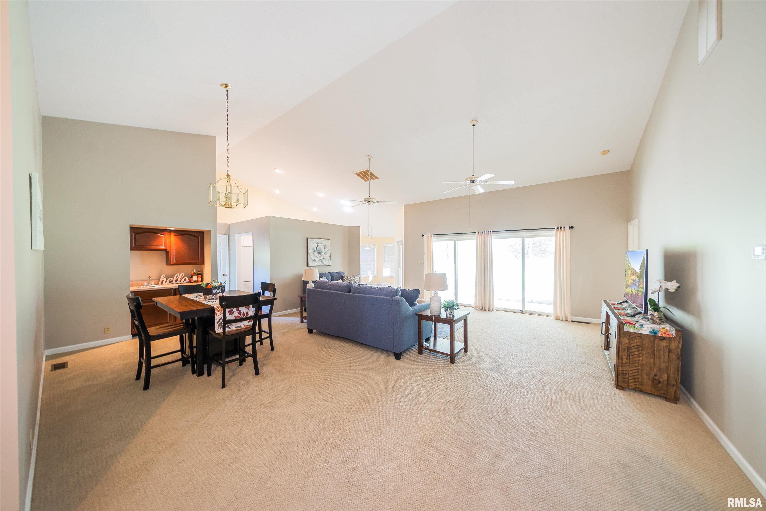 21 Country Club Road Mount Vernon, IL 62864 - Photo 7 of 30 Gallery Image 7