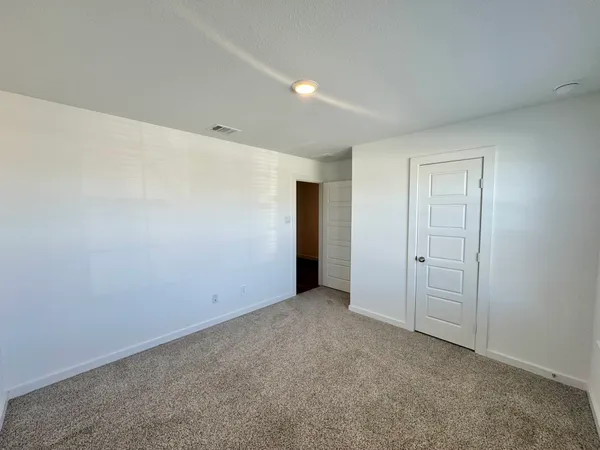 $2,400 | 1102 Rayburn Drive, Rosharon, TX 77583