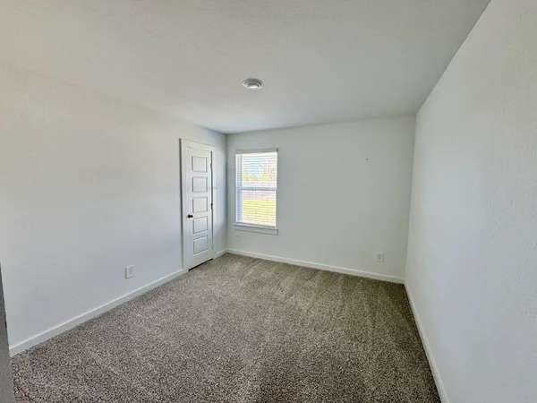 $2,400 | 1102 Rayburn Drive, Rosharon, TX 77583