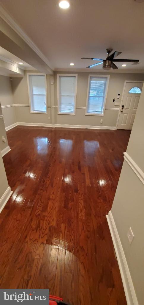 4007 Cedardale Road Baltimore, MD 21215 - Photo 12 of 16 Living Room