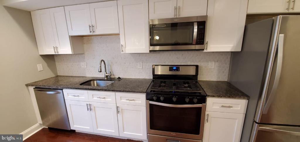 4007 Cedardale Road Baltimore, MD 21215 - Photo 10 of 16 Updated Kitchen