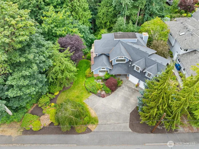 $1,249,000 | 16116 68th Avenue West, Edmonds, WA 98026