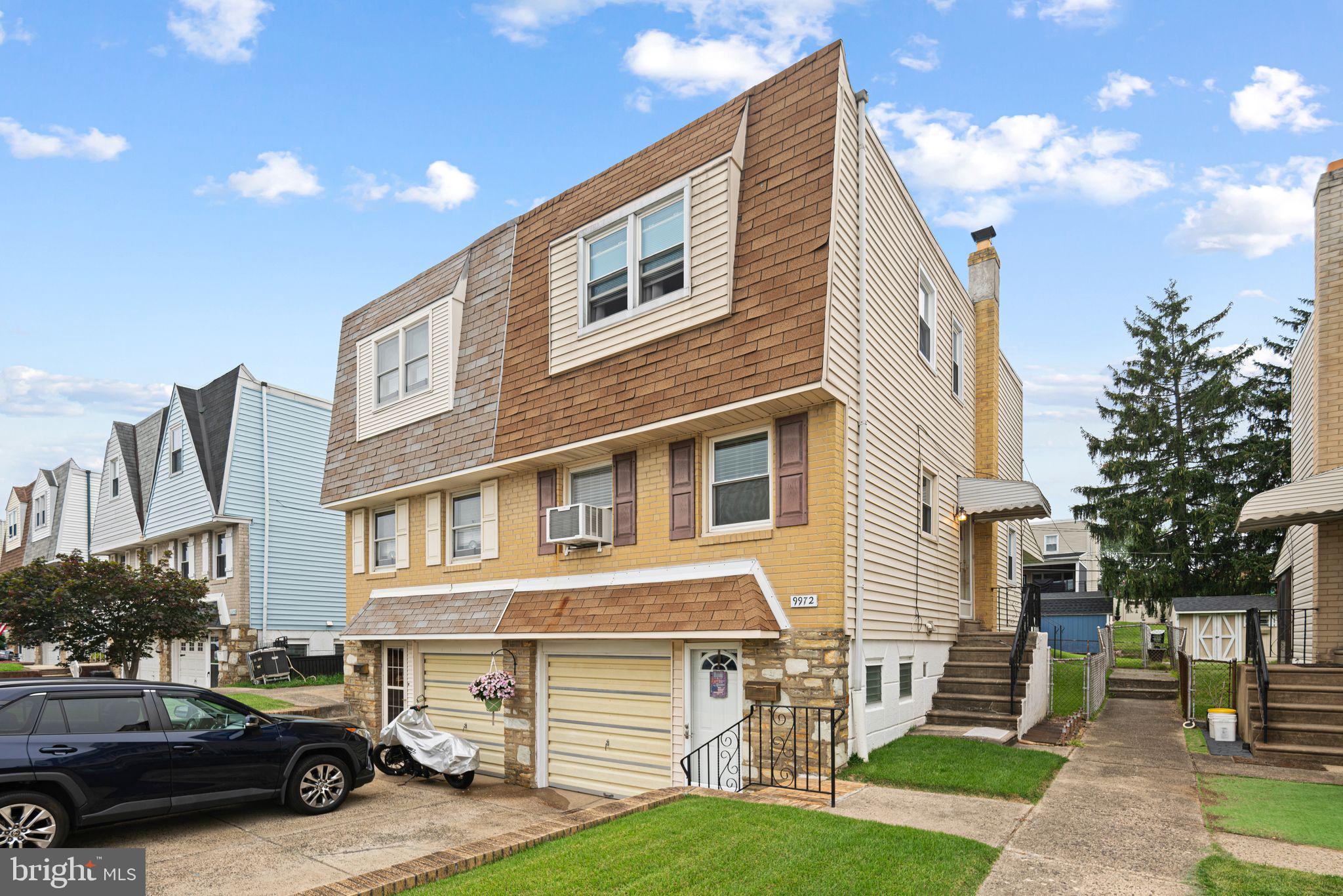 9972 Bridle Road Philadelphia, PA 19115 - Photo 3 of 35 Gallery Image 3