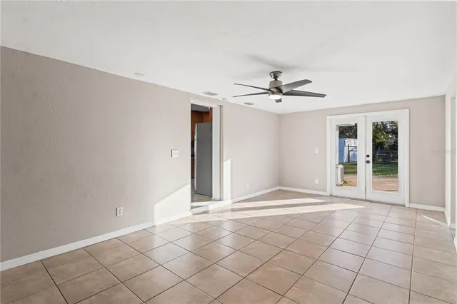 $359,900 | 6903 Travis Boulevard, Tampa, FL 33610