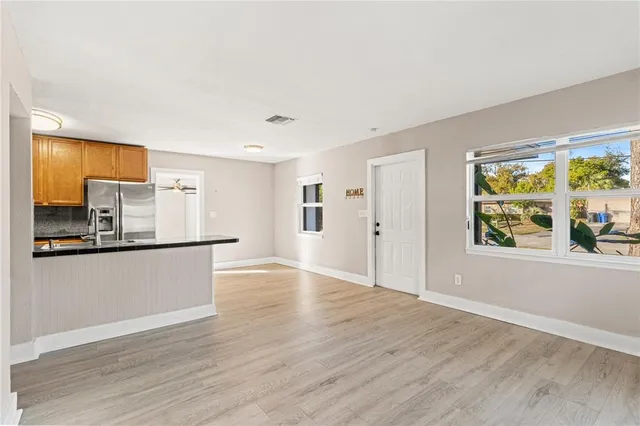 $359,900 | 6903 Travis Boulevard, Tampa, FL 33610