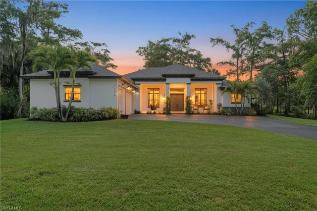 $1,900,000 | 5234 Cherry Wood Drive, Naples, FL 34119
