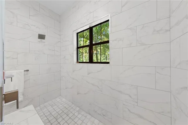 $1,900,000 | 5234 Cherry Wood Drive, Naples, FL 34119