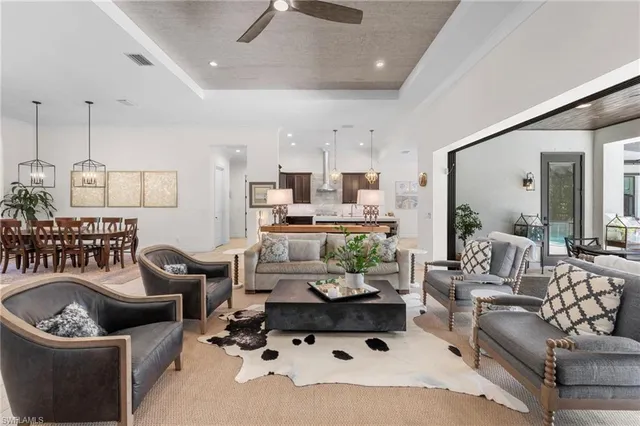 $1,900,000 | 5234 Cherry Wood Drive, Naples, FL 34119