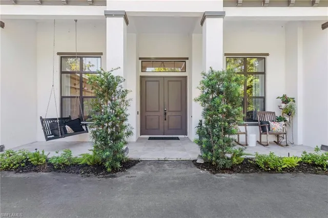 $1,900,000 | 5234 Cherry Wood Drive, Naples, FL 34119
