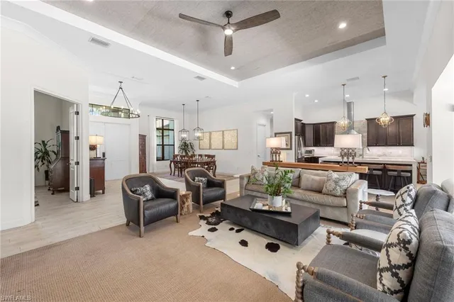 $1,900,000 | 5234 Cherry Wood Drive, Naples, FL 34119