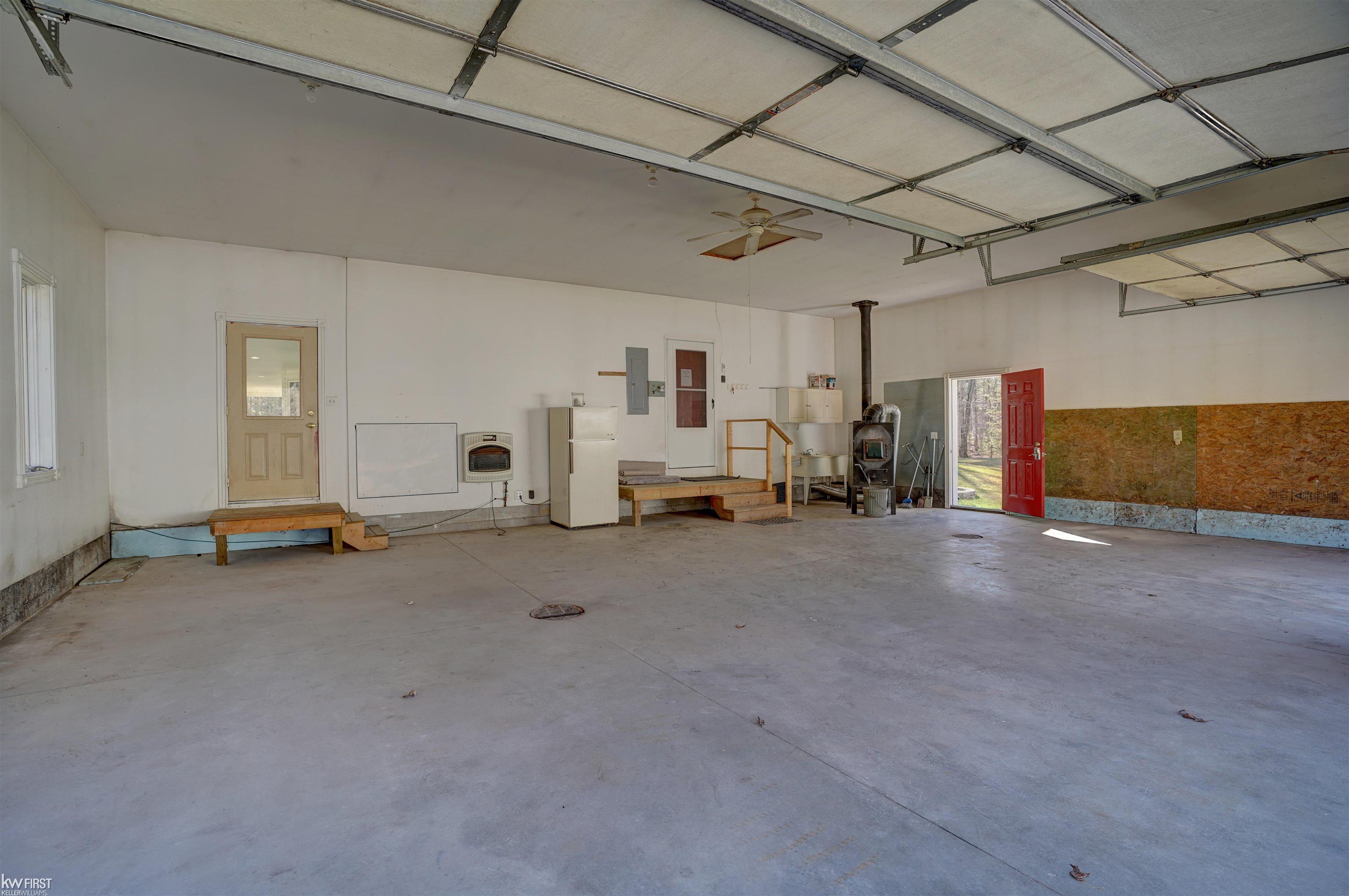 1033 West Levely Road Beaverton, MI 48612 - Photo 35 of 85 50138120-64d9b090-f7a7-4907-a94a-97c51651ac0e.JPG