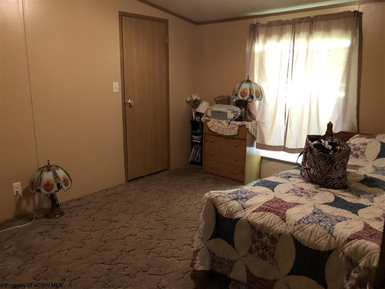 672 Co Rte 11/1 Clarksburg, WV 26301 - Photo 8 of 14 Gallery Image 8
