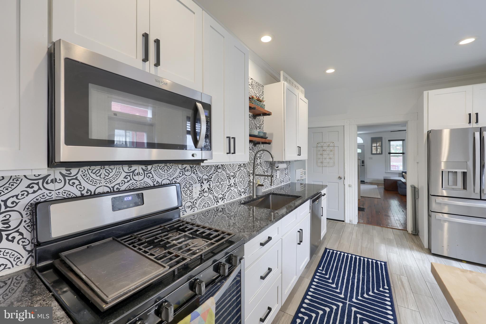 652 4th Street Lancaster, PA 17603 - Photo 14 of 39 SS appliances