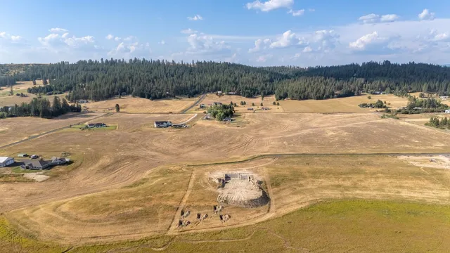 $1,275,000 | 8818 East Little Deep Creek Road, Colbert, WA 99005