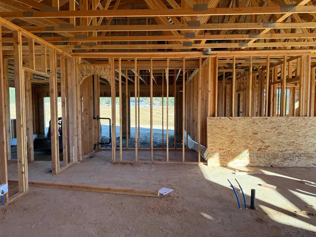 $1,275,000 | 8818 East Little Deep Creek Road, Colbert, WA 99005