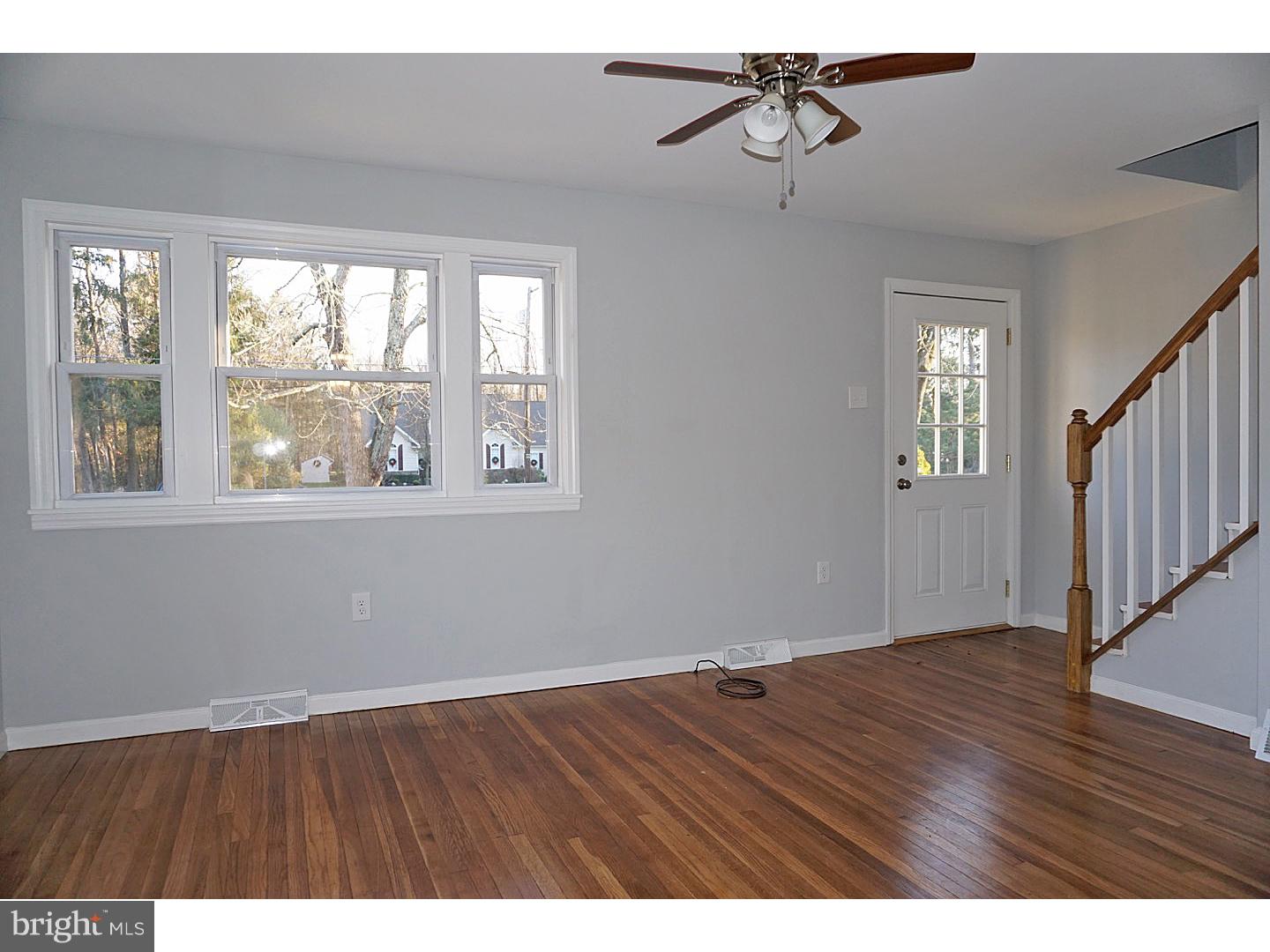 126 Breakneck Road Sewell, NJ 08080 - Photo 4 of 24 Gallery Image 4