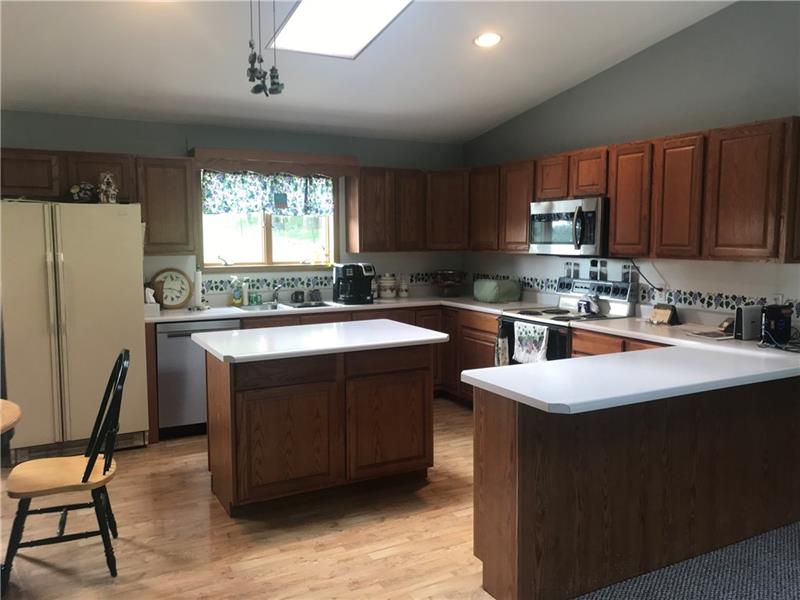699 MAHONING Road Templeton, PA 16259 - Photo 4 of 23